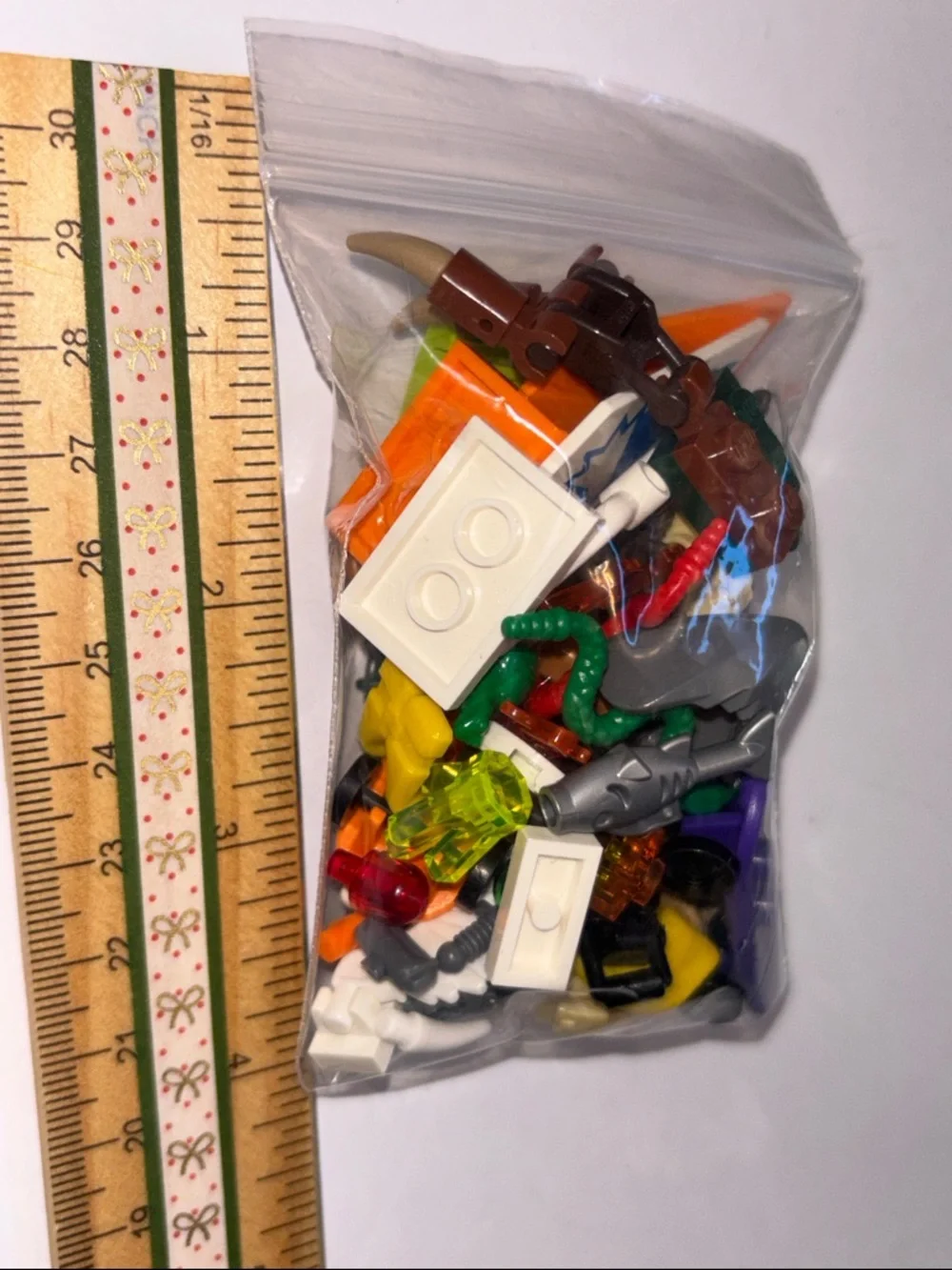LEGO MYSTERY BAG LEGO ACCESSORIES MYSTERY BAG Mixed LEGO - Picture 3 of 4